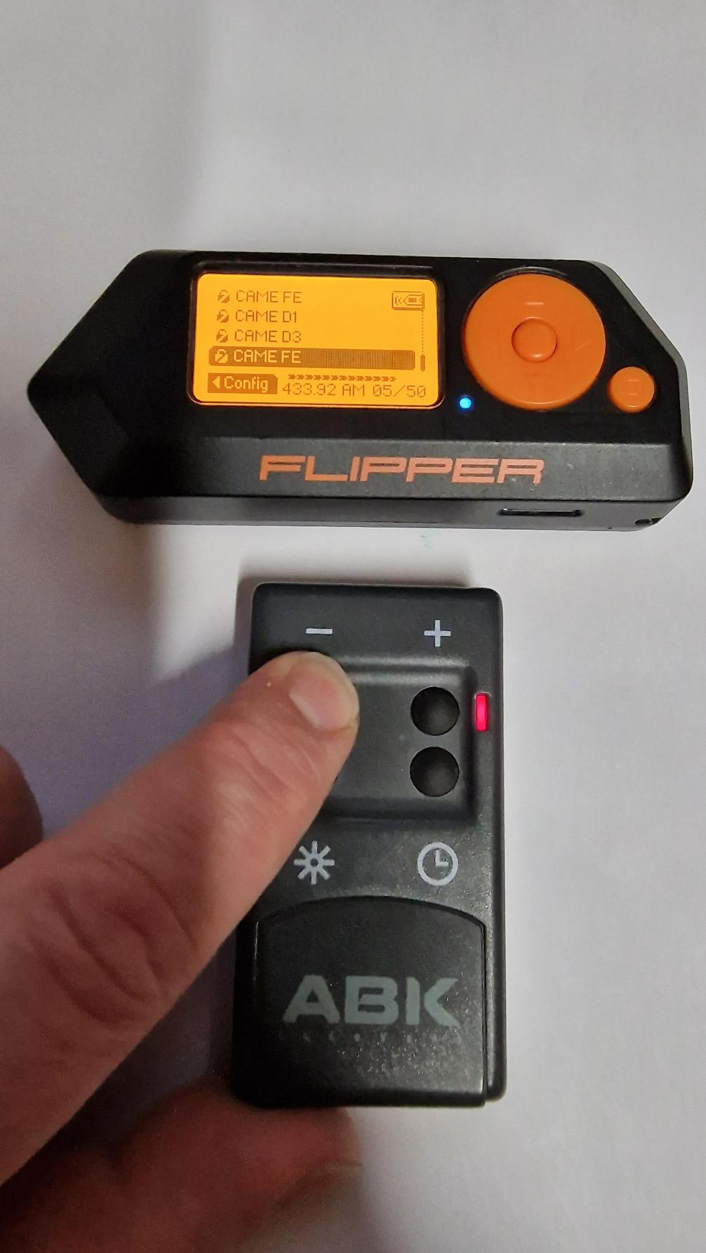 ABK Innovent  Remote Control - Inside Image