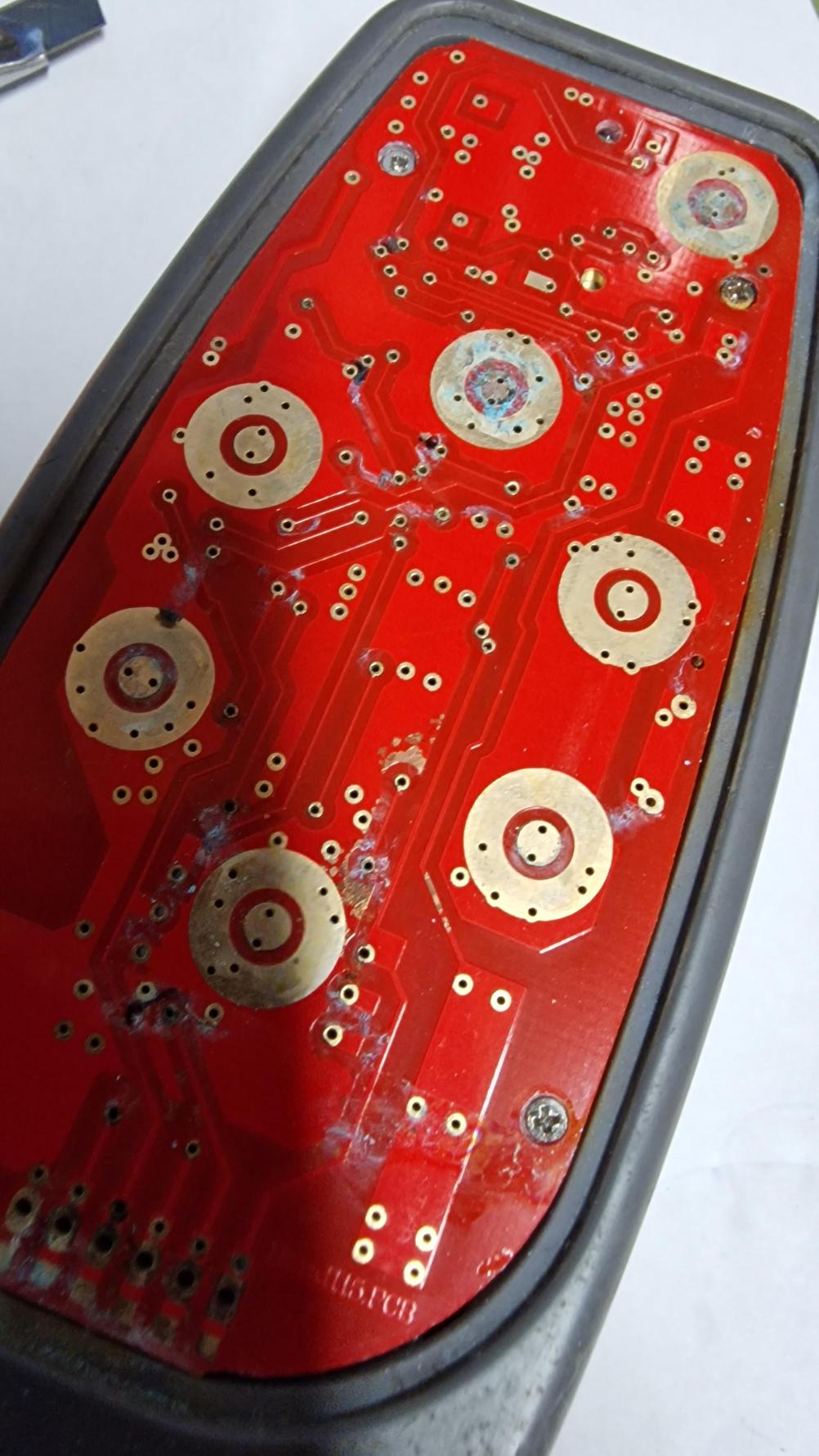 Quattro  Remote Control - Inside Image