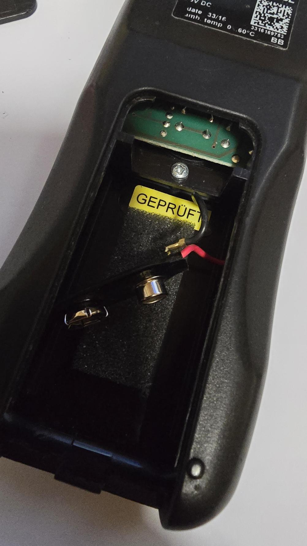 Mertek Maxitrol  G30-ZRHTT-Z27 Remote Control - Inside Image