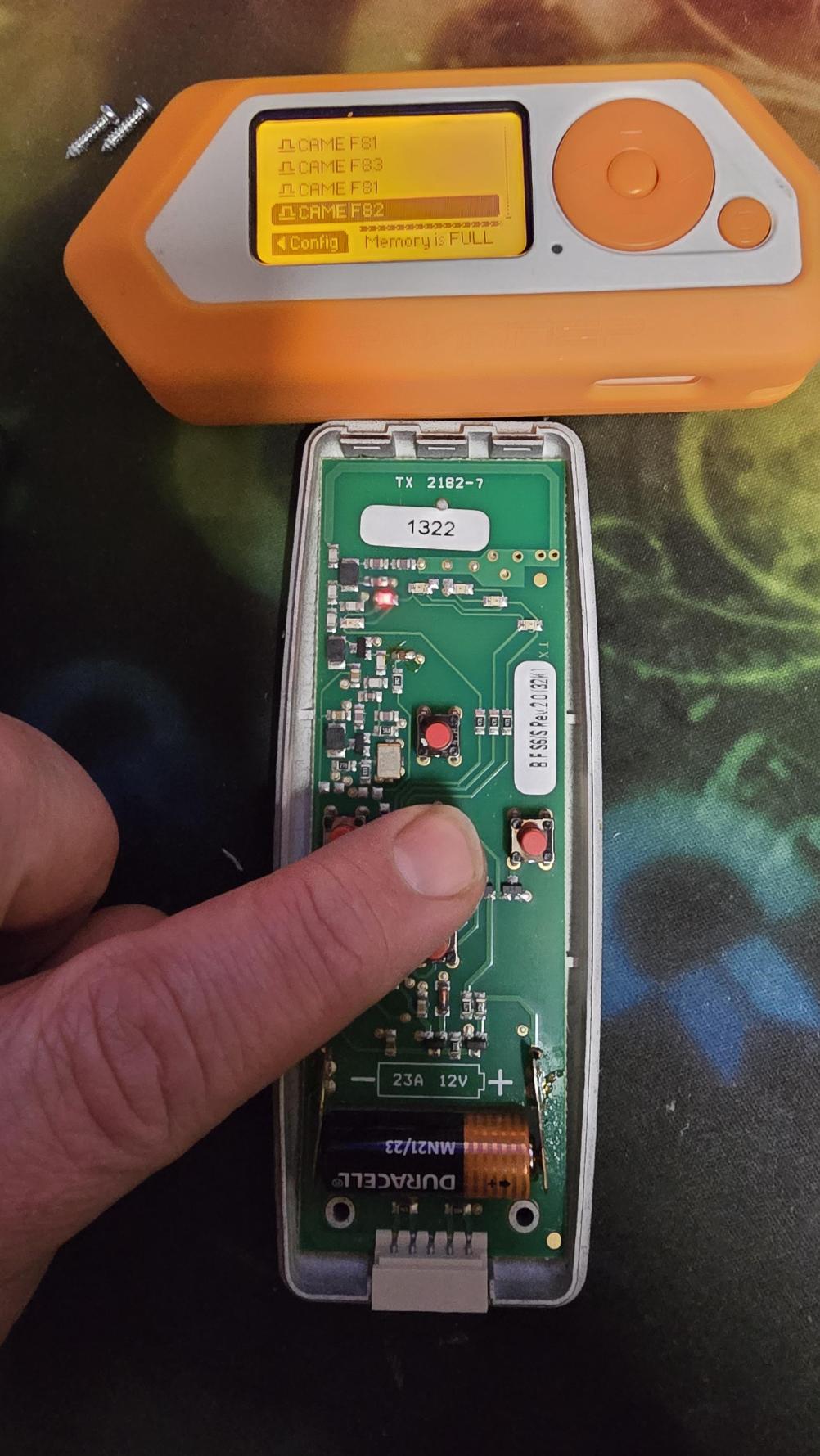 sirius  befree s6/s 433.92 mhz Remote Control - Inside Image