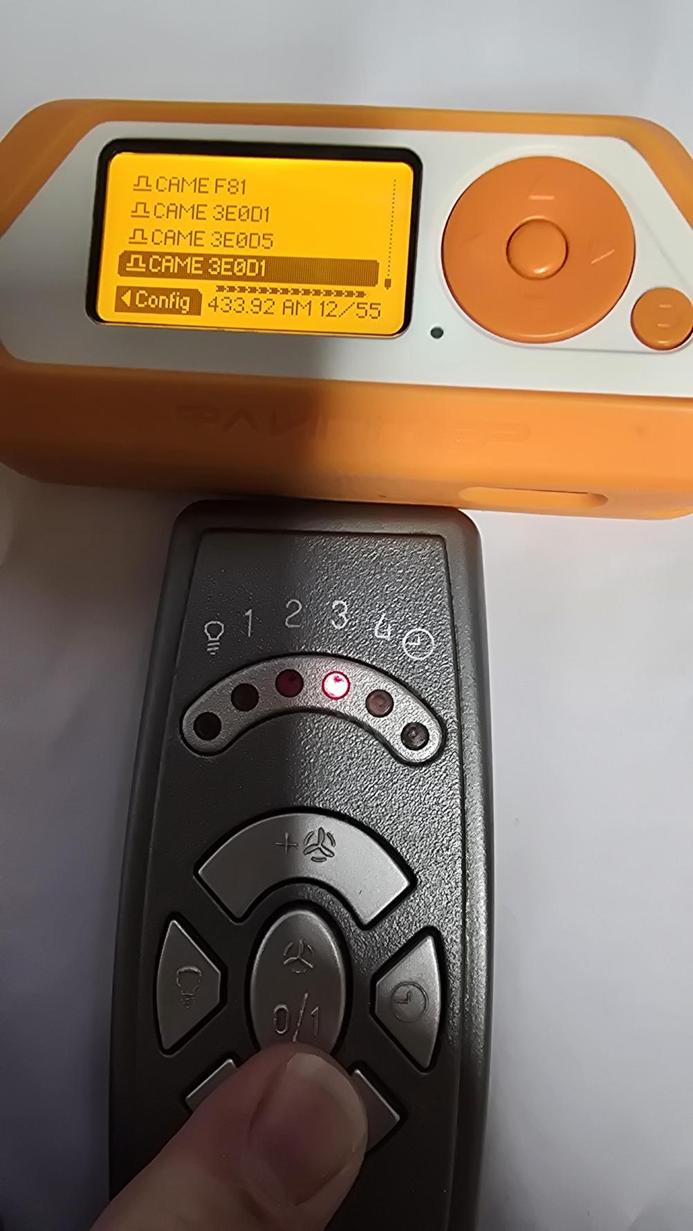 Sirius  befree S6/s Remote Control - Inside Image