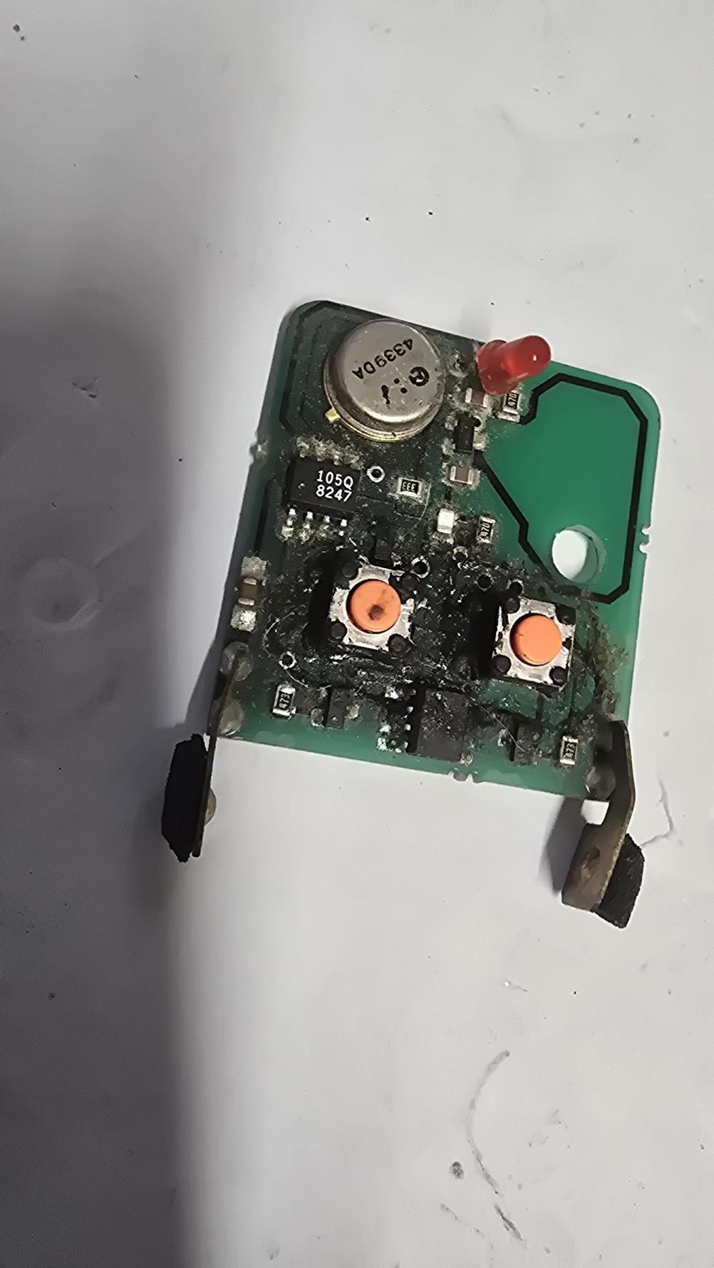 MPT-40  Remote Control - Inside Image