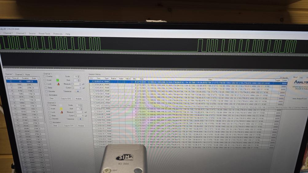 Sim 2 RCI 2005 Remote Control - Third Inside Image