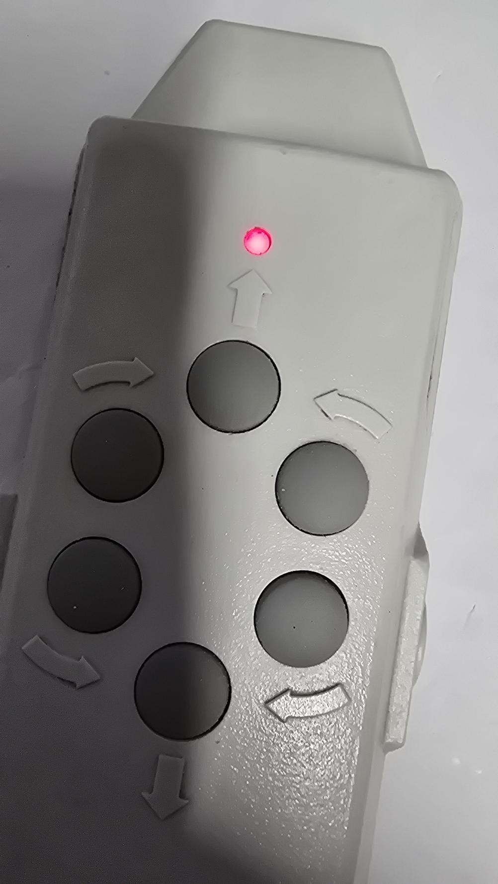 Carver  Remote Control - Inside Image