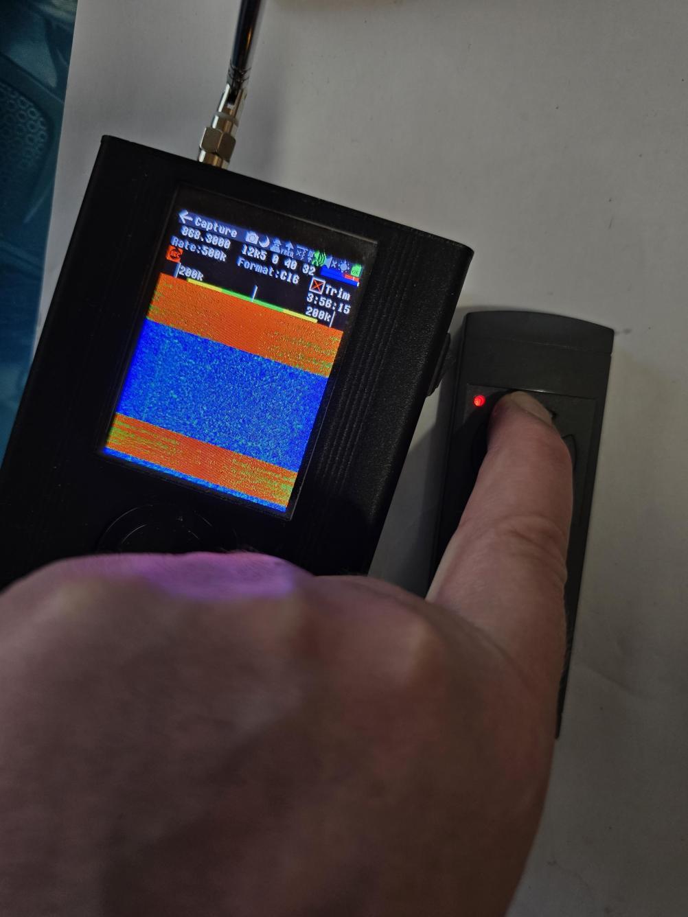 Garador  HS (M) 2/4 Remote Control - Inside Image