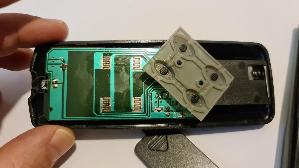 Dimplex RC01-008 Remote Control - Inside Image