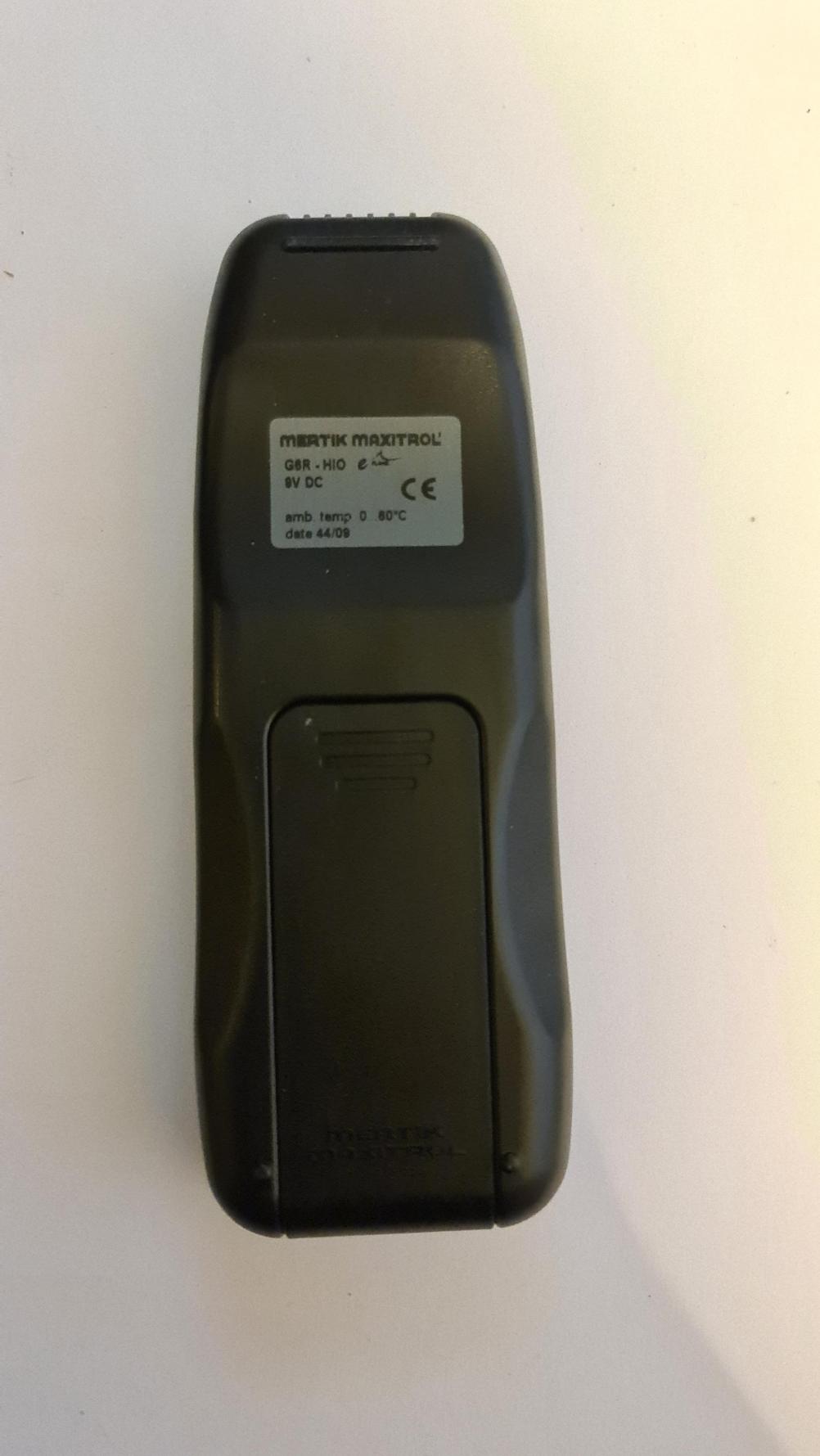 Mertik maxitrol  Remote Control - Back Image