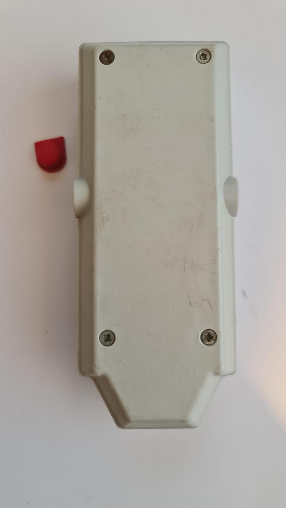  Carver   Remote Control - Back Image