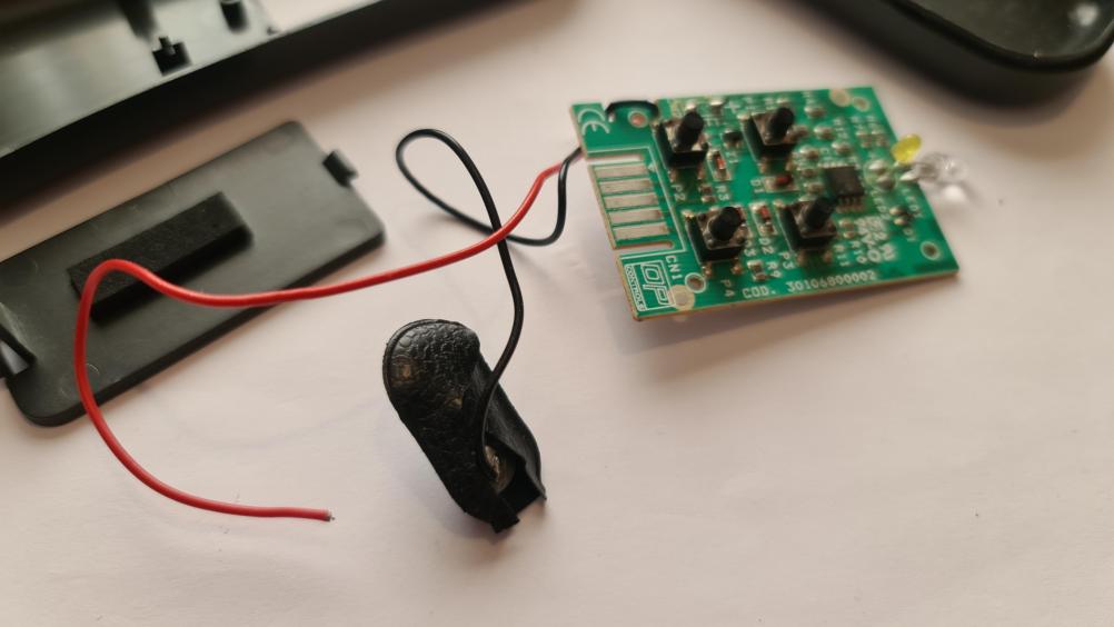 Legend Aura Landscape fire  Remote Control - Inside Image