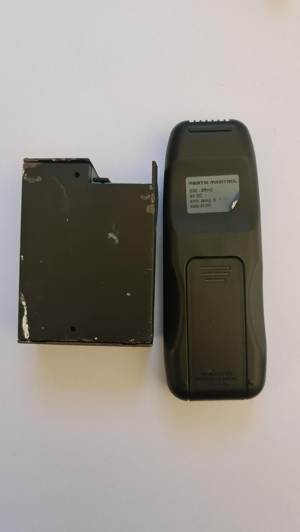 Mertik  g30 zrhd  and g30 zrrs Remote Control - Back Image