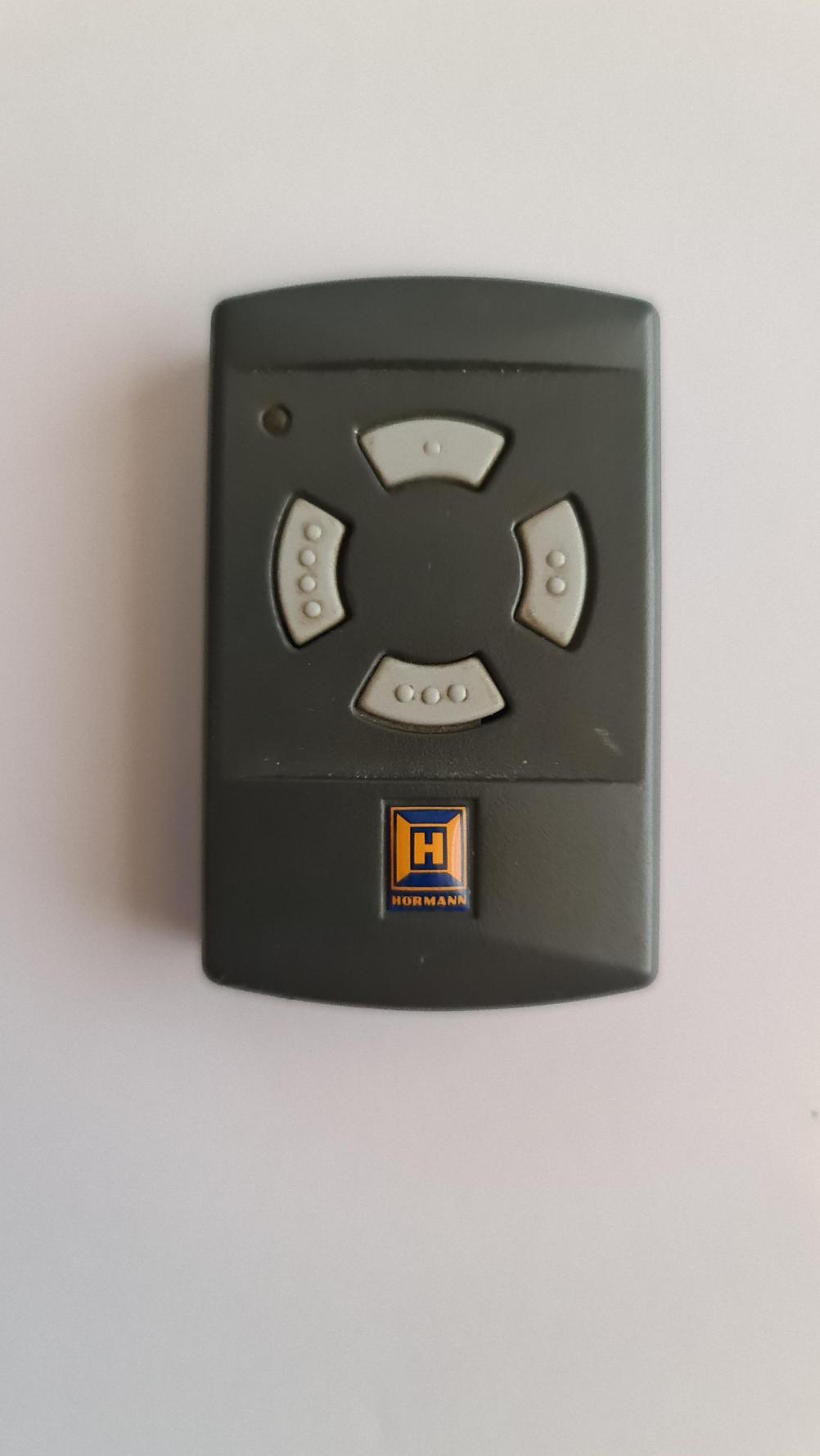 Hormann  HSM4-40 Remote Control - Front Image