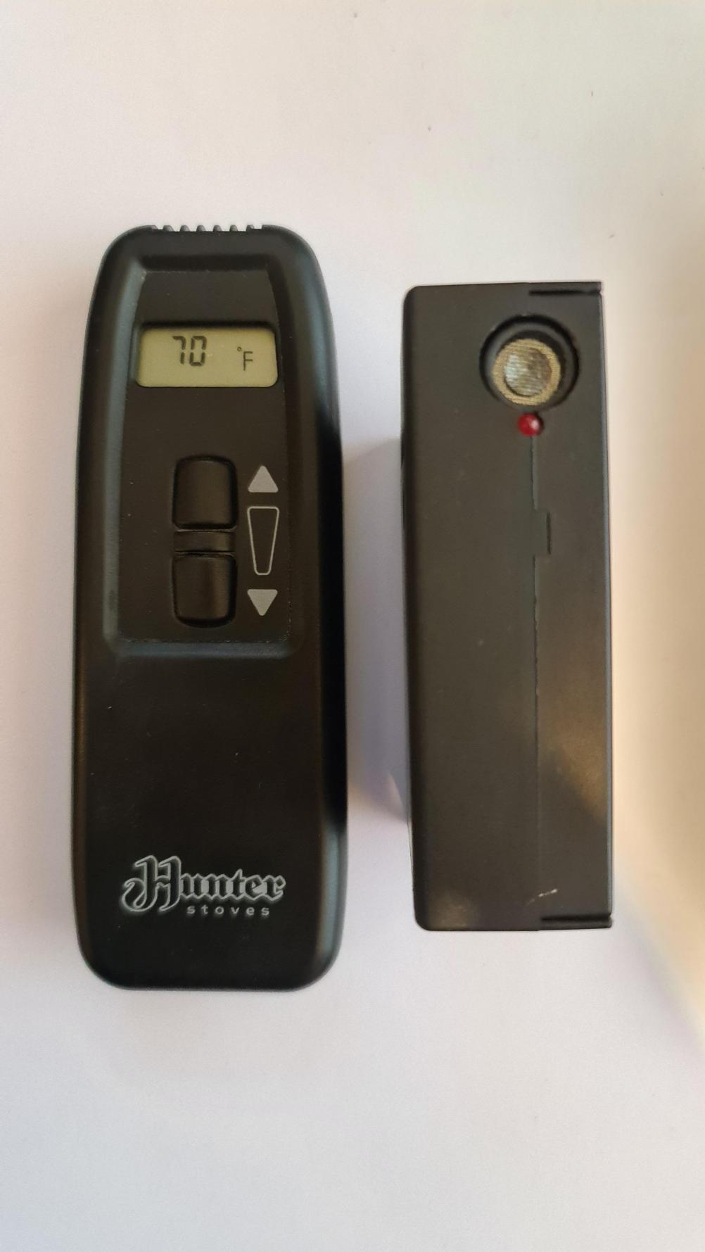 Mérite Maxitrol  Remote Control - Front Image