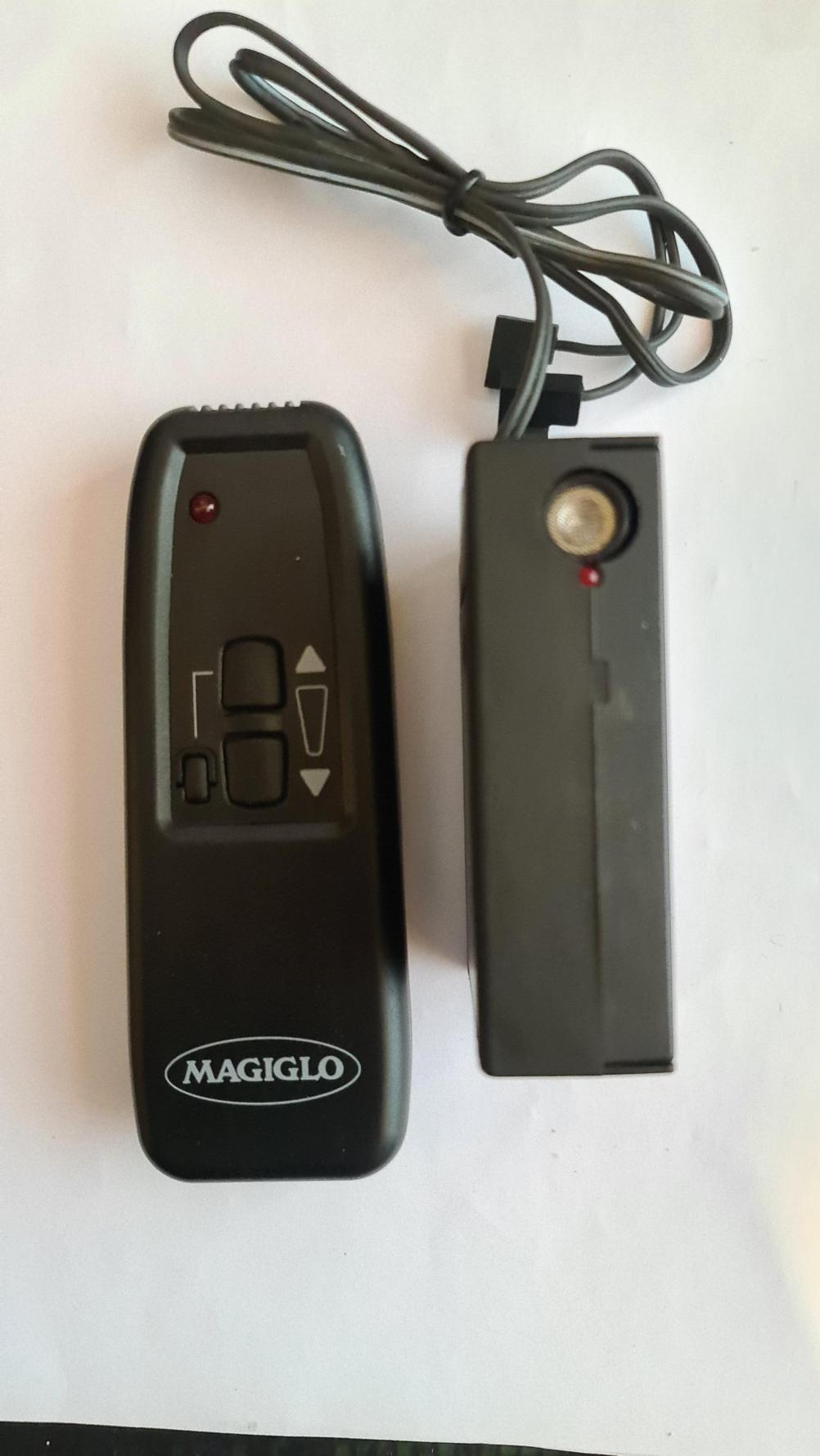 Mertik Maxitrol  Remote Control - Front Image