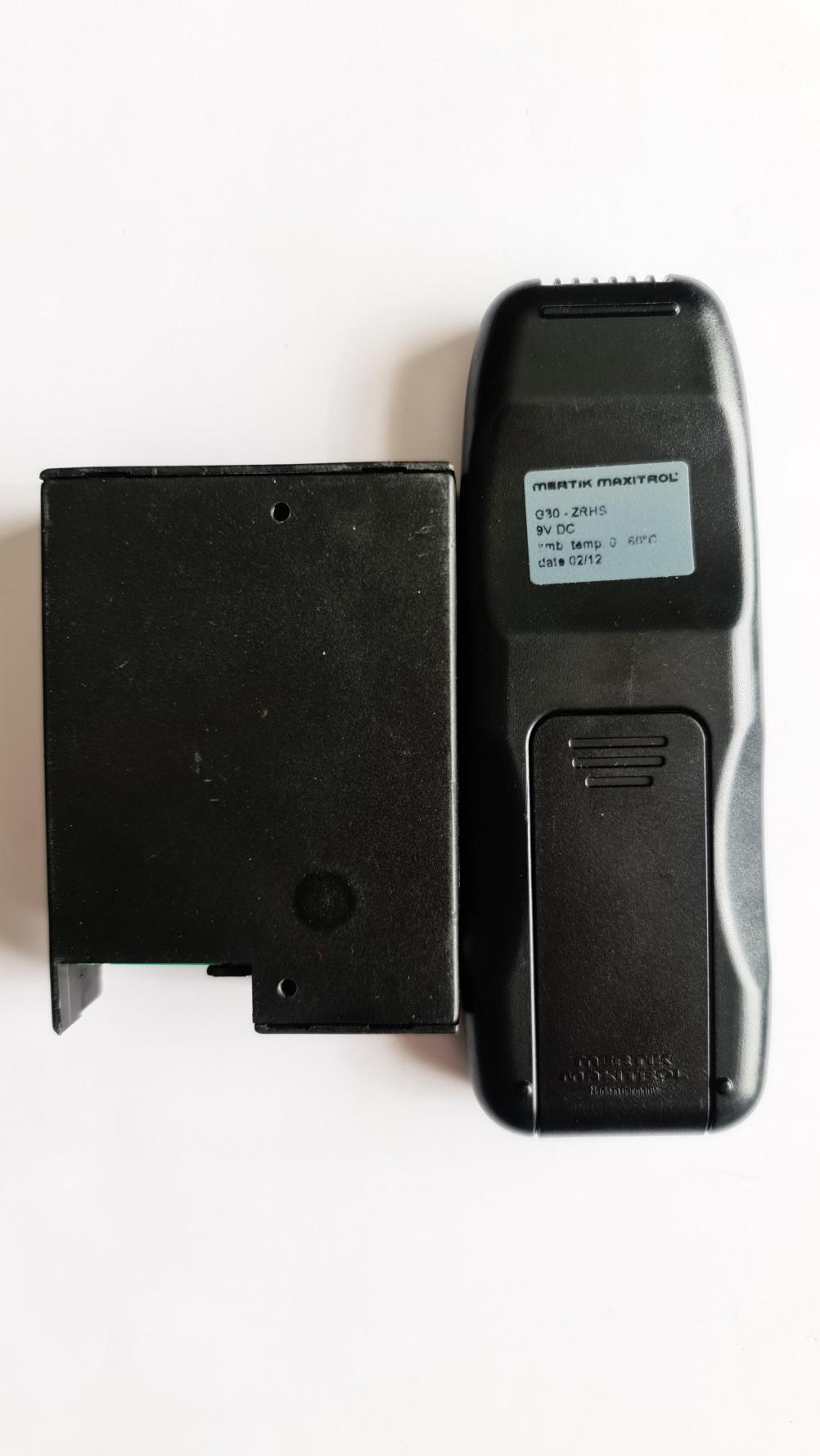 Mertik maxitrol g30-zrhs Remote Control - Back Image