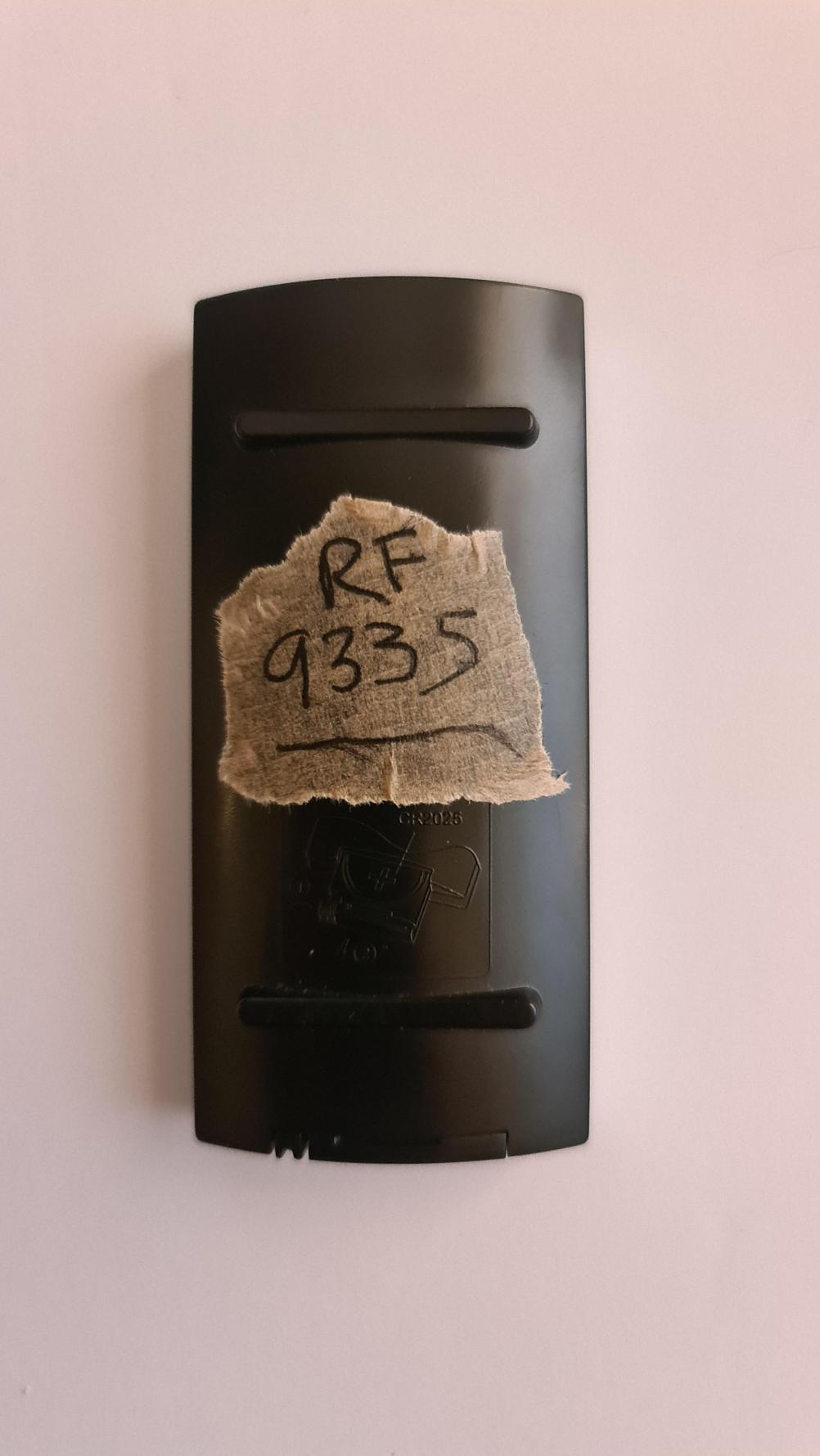 Blaupunkt B25BT Remote Control - Back Image