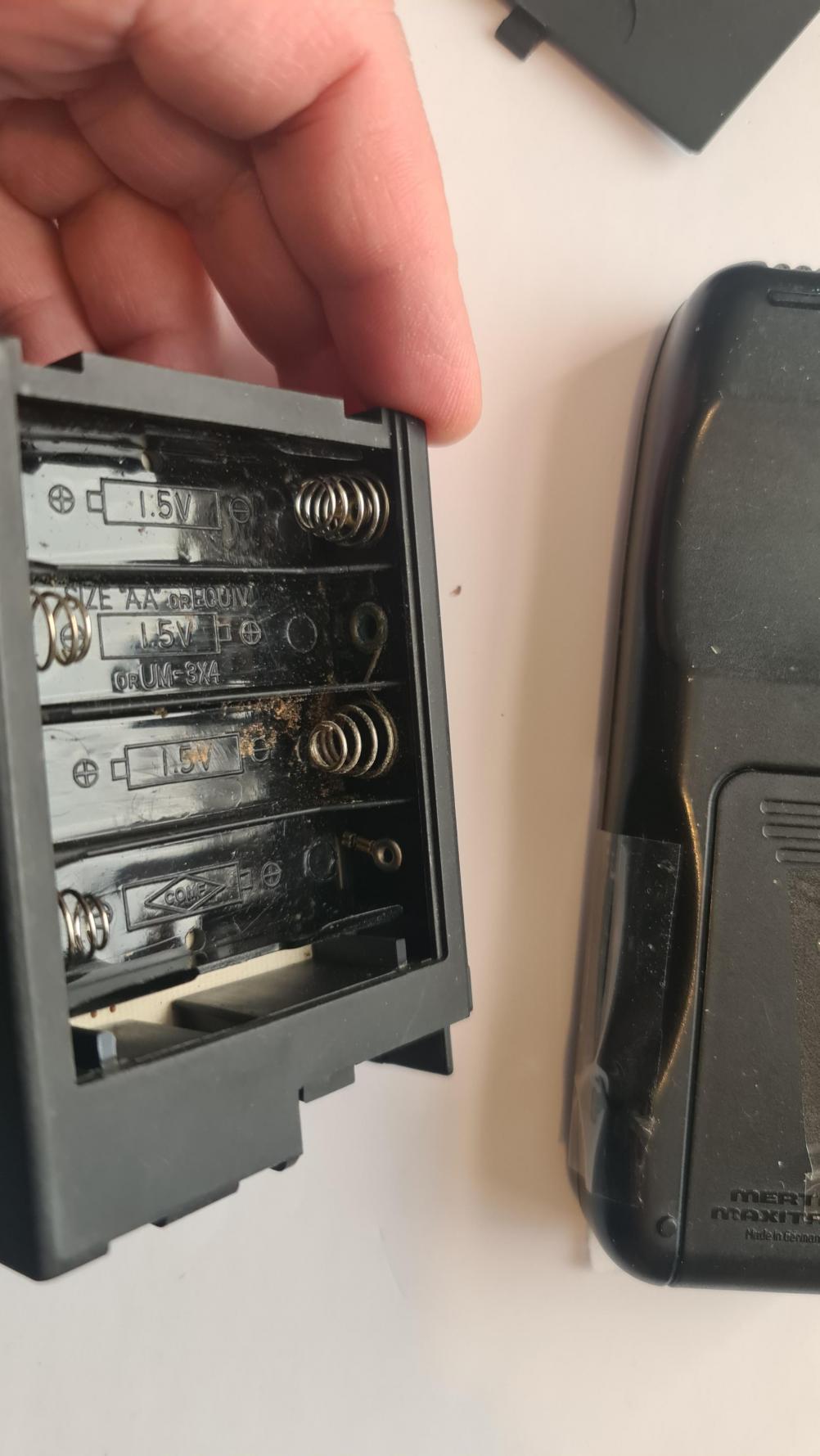 MAGIGLO REMOTE SENDER UNIT AND G30-ZRRS RECEIVER. Remote Control - Inside Image