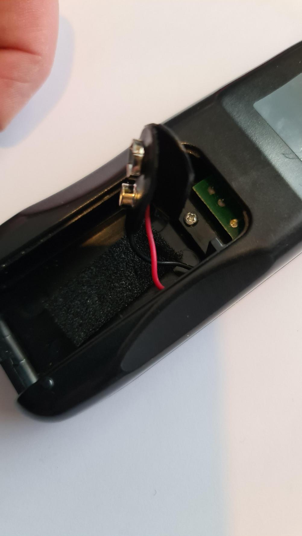 Kinder  Rocco MK. 3 Remote Control - Inside Image
