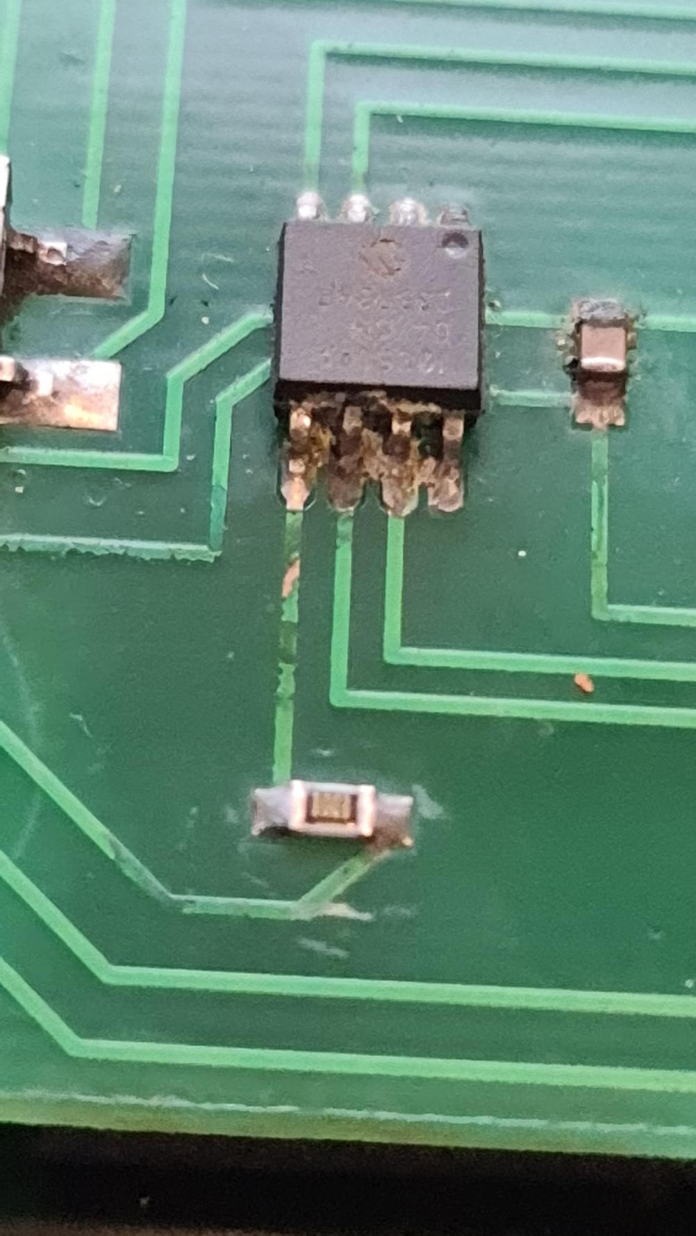 Carver  Remote Control - Inside Image