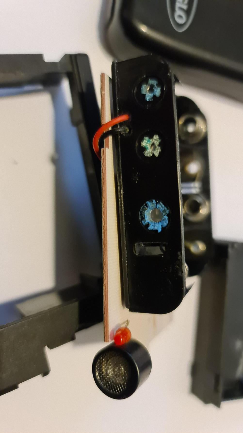 Magiglo  Remote Control - Inside Image