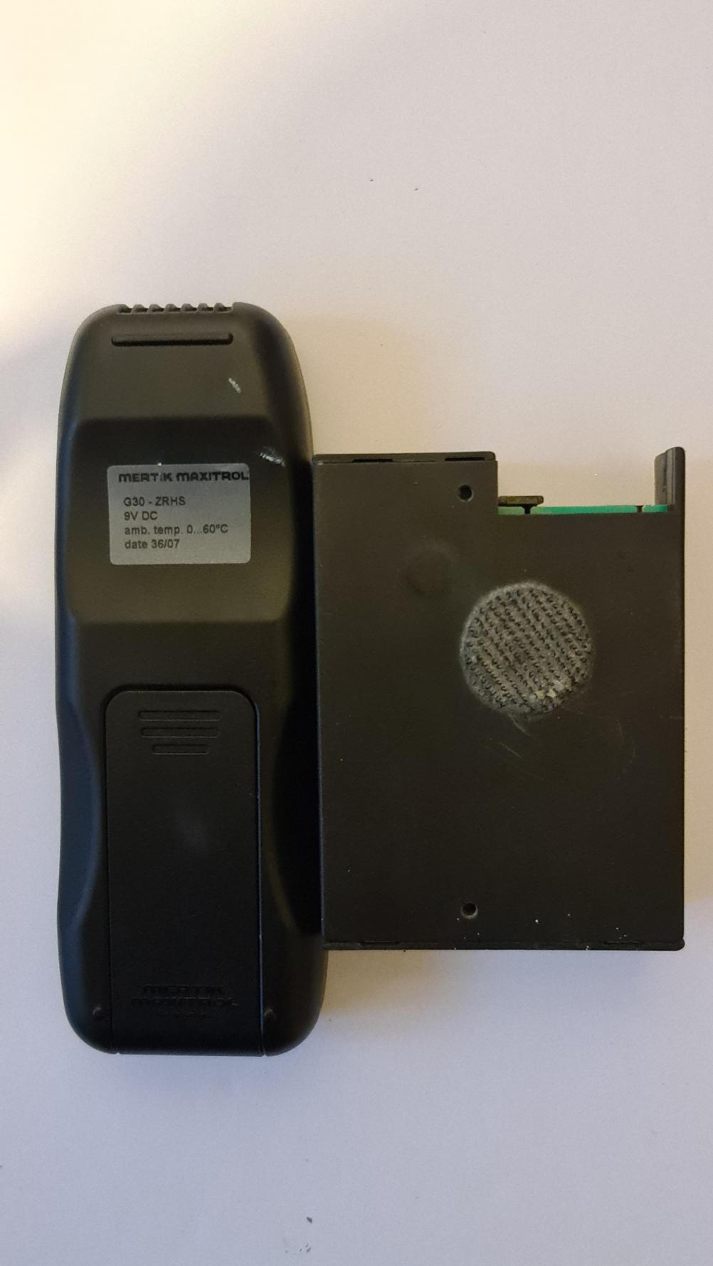 Mertik Maxitrol Remote Control - Back Image