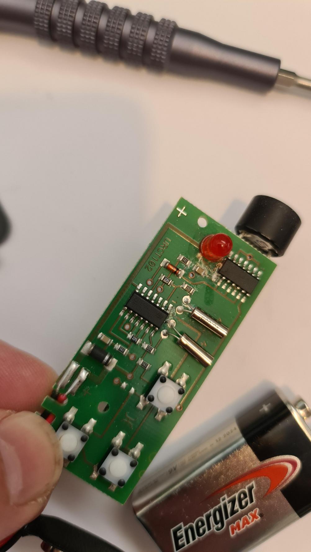 MAGIGLO   Remote Control - Inside Image