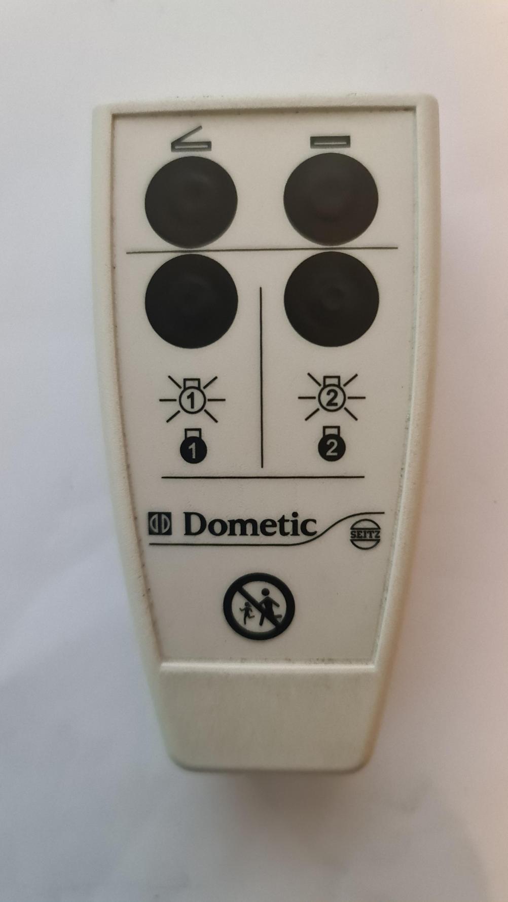 Domestic Heki 4 Remote Control - Back Image