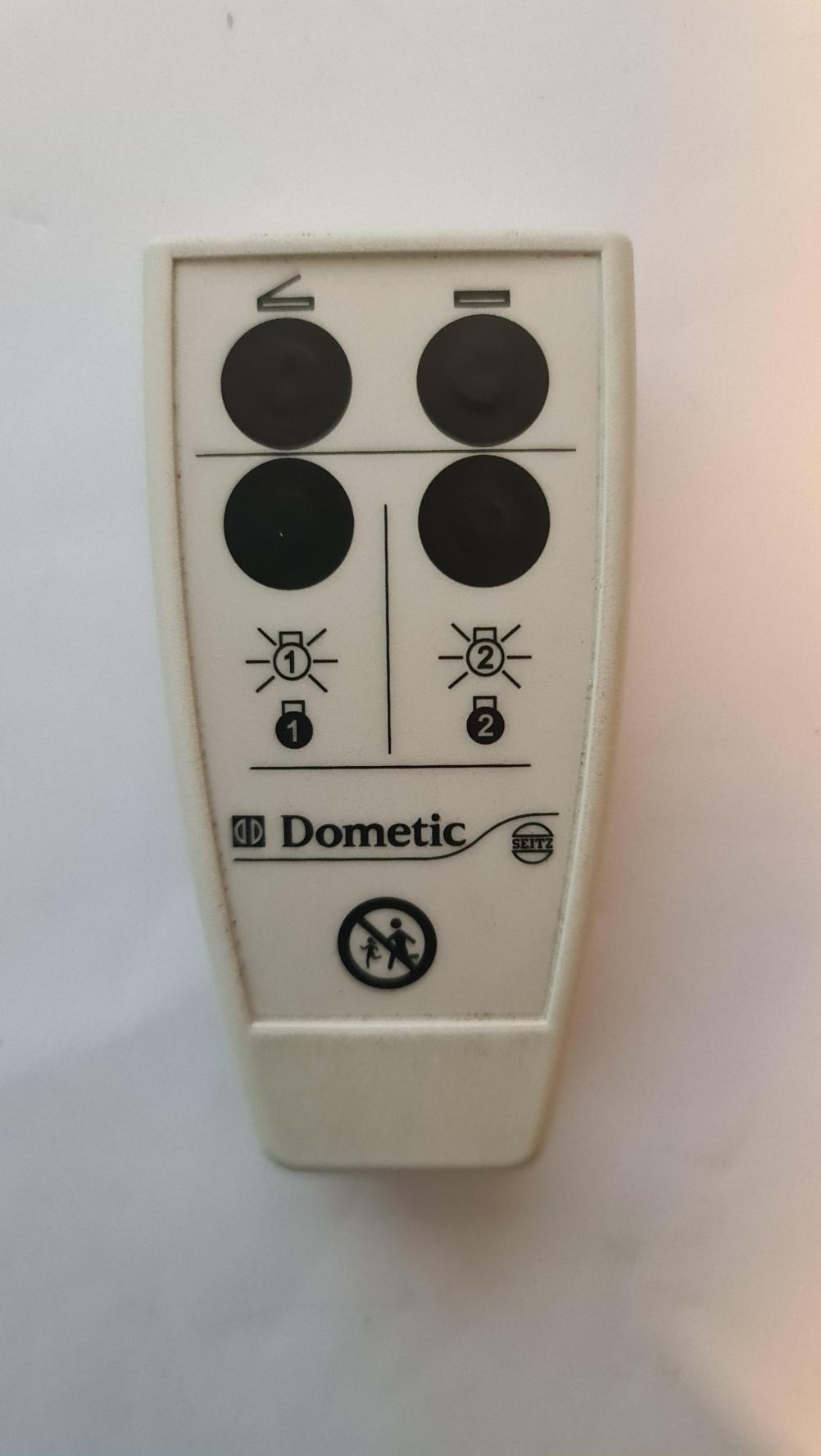 Domestic Heki 4 Remote Control - Front Image