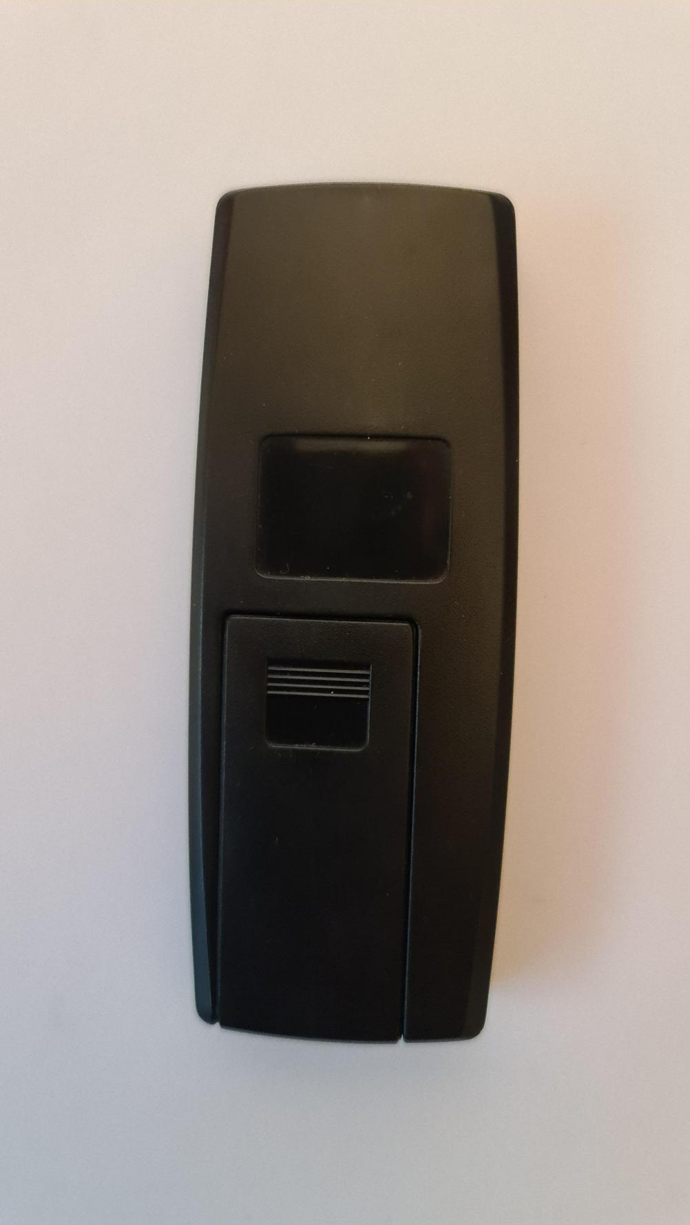 Valor Petrus 860 Remote Control - Back Image