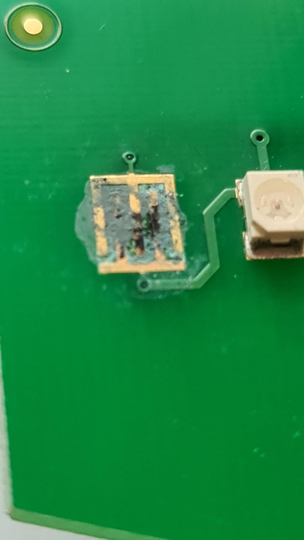 Reich  Remote Control - Inside Image