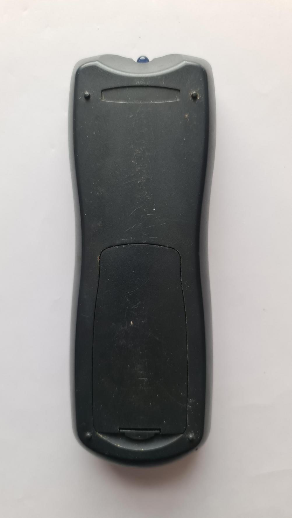 Schneir SVC 215 Remote Control - Back Image