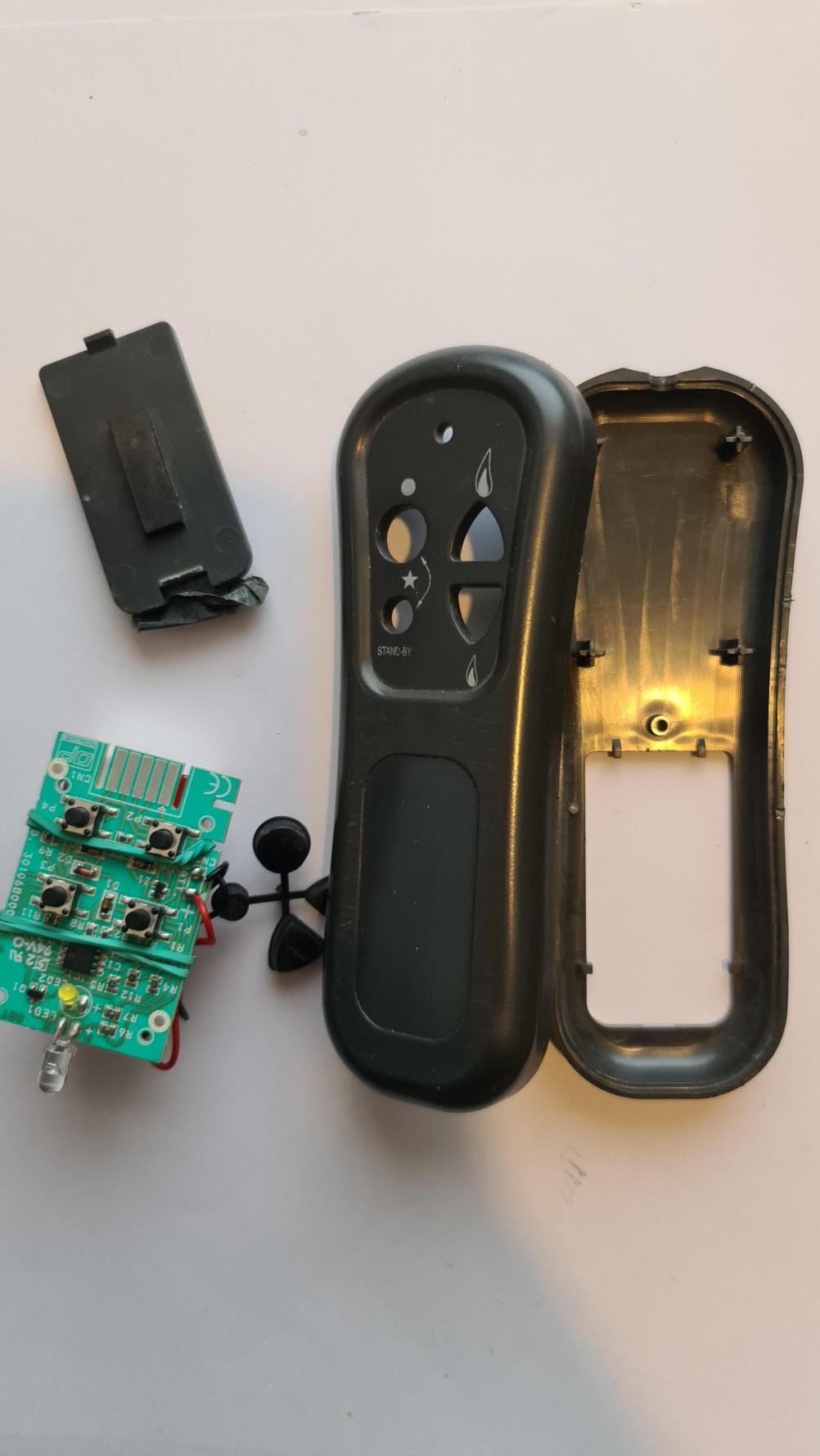 Genesis Miami Remote Control - Front Image