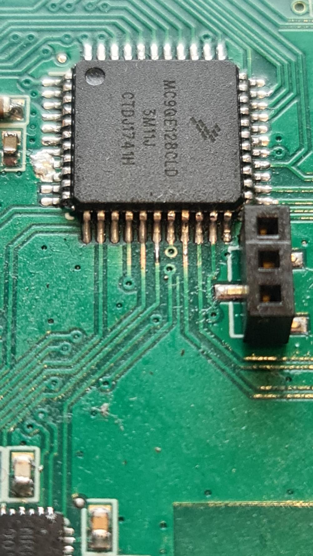 Broshuis  Remote Control - Inside Image